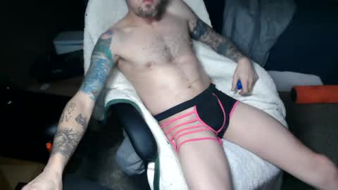 Snapshot of froski666 chatting on January 2025 06:03:01 AM froski666 online show from January 2025 06:03:01 AM