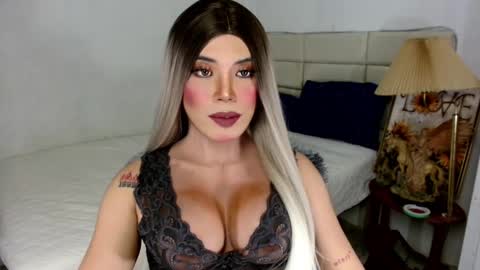 Snapshot of fucking_neil chatting on December 2025 05:57:01 AM MISS NEILLY online show from December 2025 05:57:01 AM