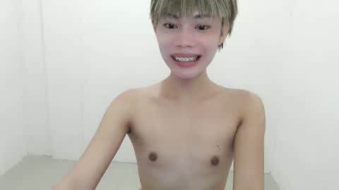 fuckingsexy143 online show from September 2025 01:06:02 AM