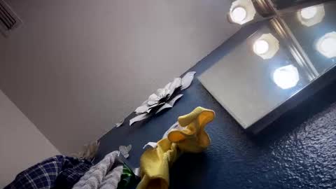 fukmyass247 online show from October 2025 11:21:02 AM