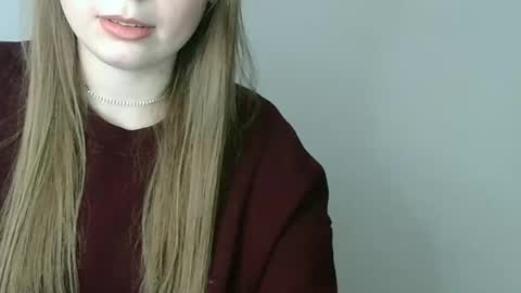 Emma online show from November 2025 12:18:01 PM