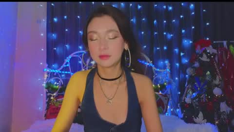 Tiffany online show from December 2024 11:30:01 PM