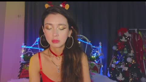 Tiffany online show from December 2024 10:31:01 PM