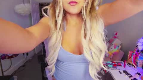 Alice D online show from September 2025 12:58:02 AM