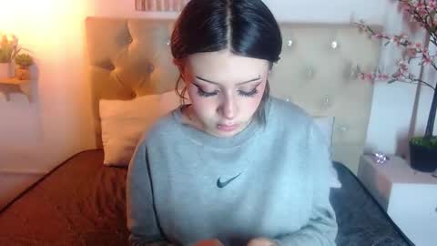 Snapshot of fyreandfox_ chatting on November 2025 08:44:01 PM FIRE AND FOX online show from November 2025 08:44:01 PM