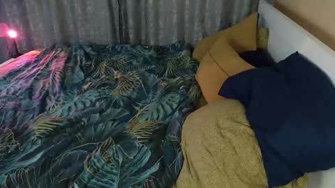 Snapshot of g1vememoney chatting on October 2025 07:00:01 PM Ian online show from October 2025 07:00:01 PM