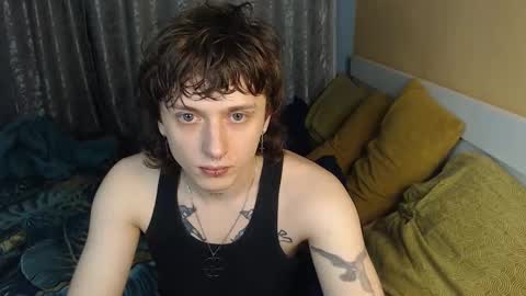 Snapshot of g1vememoney chatting on November 2025 11:38:01 PM Ian online show from November 2025 11:38:01 PM