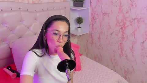 Snapshot of gabbieskinny chatting on November 2025 04:11:02 PM gabbieskinny online show from November 2025 04:11:02 PM