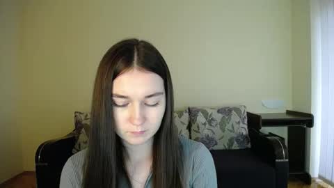 Jaklin online show from December 2024 12:38:02 PM