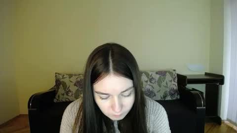 Jaklin online show from December 2024 12:44:02 PM