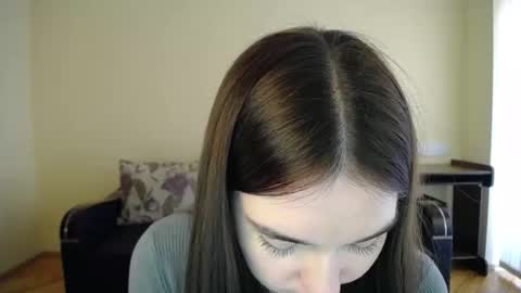 Jaklin online show from December 2024 12:01:01 PM