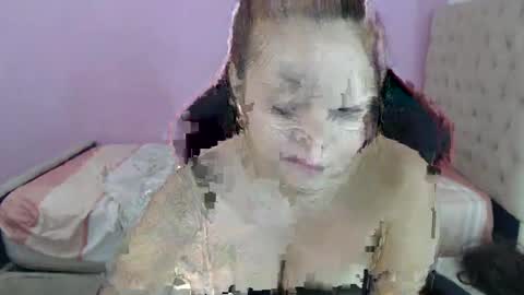 Snapshot of gabriela_jay1 chatting on February 2025 01:32:01 AM G A B R I E L A I S B A C K. online show from February 2025 01:32:01 AM
