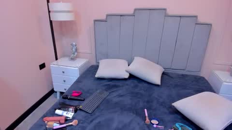 Snapshot of gabriela_lux chatting on October 2025 11:38:02 AM online show from October 2025 11:38:02 AM