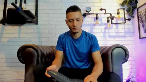 gabrieldraven online show from September 2025 08:12:02 PM