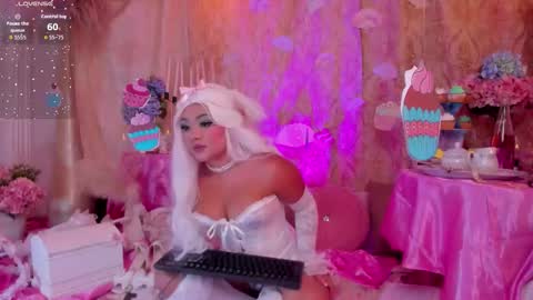 Snapshot of gabriellalee_ chatting on October 2025 06:48:01 AM Gabriella Lee online show from October 2025 06:48:01 AM