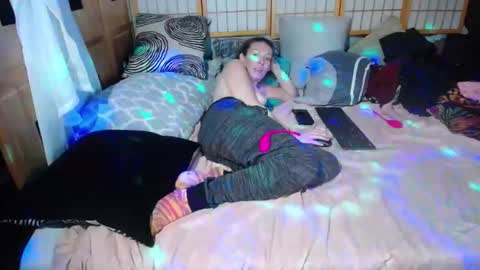Snapshot of gabriellamorgan chatting on December 2024 03:43:01 AM gabriellamorgan online show from December 2024 03:43:01 AM