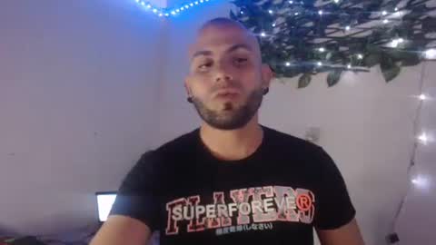 Snapshot of gabrielle_ramirez chatting on October 2025 09:14:01 PM Gabriel online show from October 2025 09:14:01 PM