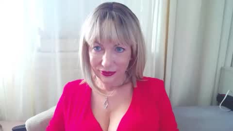 Snapshot of gabriellemature chatting on October 2025 07:21:02 AM GabrielleMature online show from October 2025 07:21:02 AM