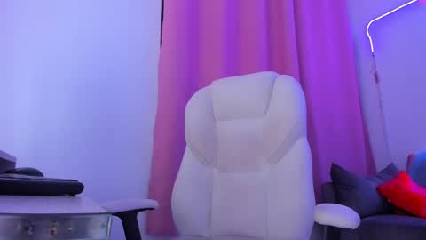 gaby online show from October 2025 02:37:02 PM