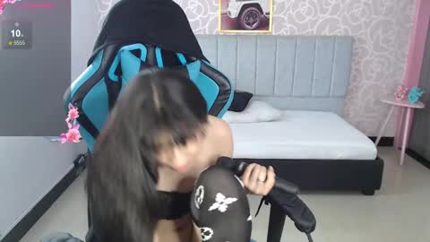 Gaby  online show from December 2024 02:31:02 PM