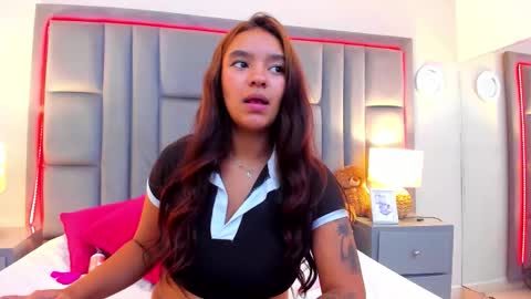 Snapshot of gabymoreau chatting on October 2025 08:32:01 PM gabymoreau online show from October 2025 08:32:01 PM