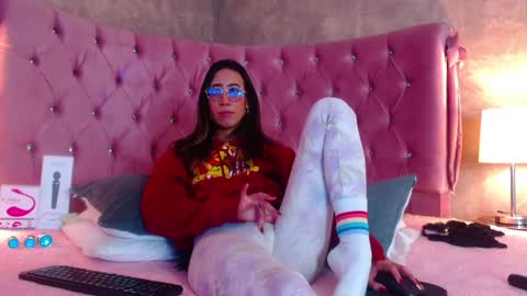 Gaby online show from December 2024 04:03:01 PM