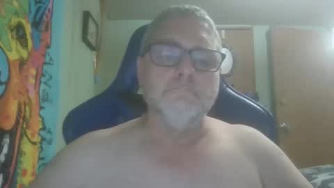 Snapshot of gadude45 chatting on October 2025 12:14:01 AM gadude45 online show from October 2025 12:14:01 AM