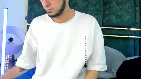 Snapshot of gael_coral chatting on December 2025 01:27:01 PM Gael Coral some hot latinos online show from December 2025 01:27:01 PM