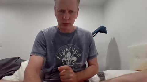 gamerboy200 online show from October 2025 01:40:01 AM