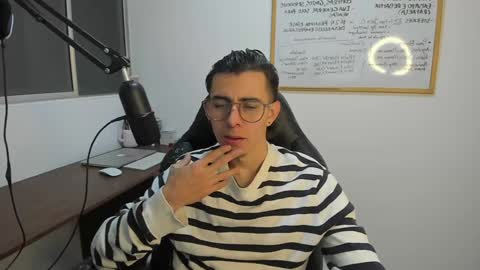 Snapshot of gametommy chatting on December 2024 05:44:01 PM Tommy online show from December 2024 05:44:01 PM