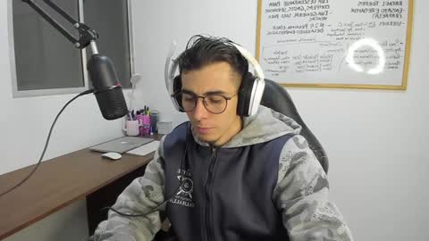 Snapshot of gametommy chatting on December 2024 11:36:02 PM Tommy online show from December 2024 11:36:02 PM