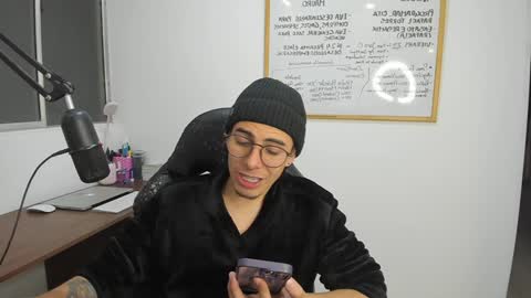 Snapshot of gametommy chatting on December 2024 09:19:01 PM Tommy online show from December 2024 09:19:01 PM
