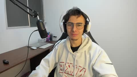 Snapshot of gametommy chatting on January 2025 09:22:01 PM Tommy online show from January 2025 09:22:01 PM