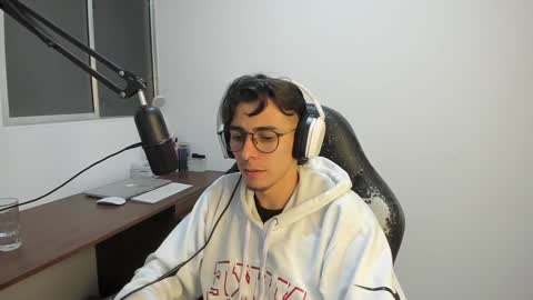 Snapshot of gametommy chatting on January 2025 12:25:02 AM Tommy online show from January 2025 12:25:02 AM