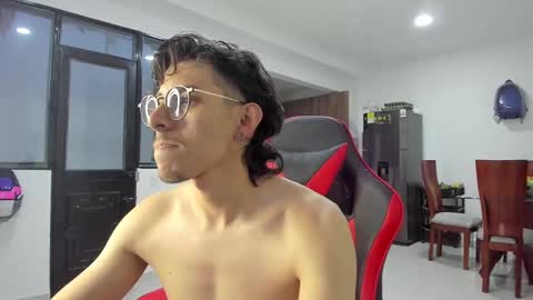 Snapshot of gametommy chatting on March 2025 11:11:01 PM Tommy online show from March 2025 11:11:01 PM
