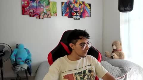 Snapshot of gametommy chatting on October 2025 08:53:02 PM Tommy online show from October 2025 08:53:02 PM
