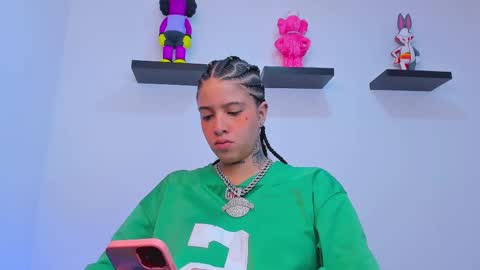 Snapshot of gangster_girl chatting on February 2025 01:24:01 AM GANG online show from February 2025 01:24:01 AM