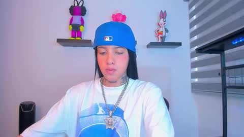 Snapshot of gangster_girl chatting on October 2025 10:10:01 PM GANG online show from October 2025 10:10:01 PM