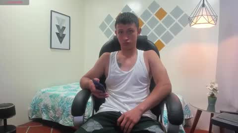 Snapshot of garuo_18 chatting on November 2025 03:06:01 AM garuo_18 online show from November 2025 03:06:01 AM