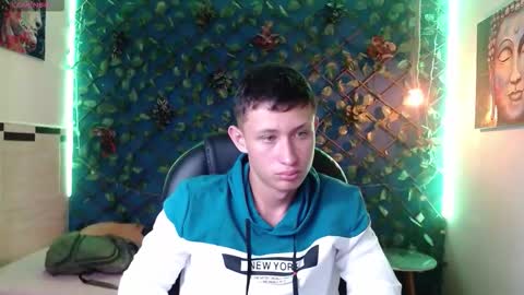 Snapshot of garuo_18 chatting on November 2025 03:59:02 AM garuo_18 online show from November 2025 03:59:02 AM