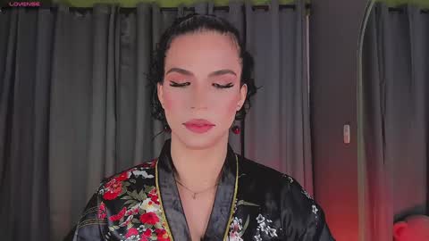 Vnecis Marn online show from January 2025 11:30:02 AM