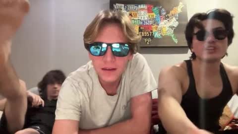 Snapshot of gavinnumbers chatting on October 2025 02:15:01 AM gavinnumbers online show from October 2025 02:15:01 AM