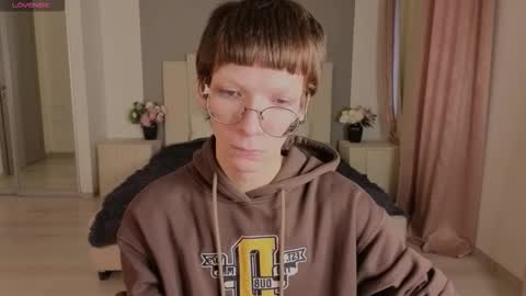 Tommy online show from September 2025 10:39:02 AM