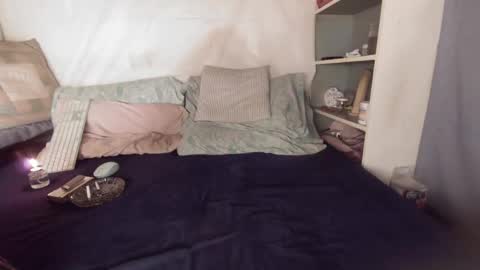 Snapshot of gayrobbin chatting on October 2025 09:51:02 AM gayrobbin online show from October 2025 09:51:02 AM