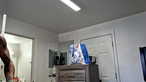 Zanecubano online show from September 2025 04:23:02 PM