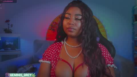 Geminis online show from October 2025 02:04:01 AM