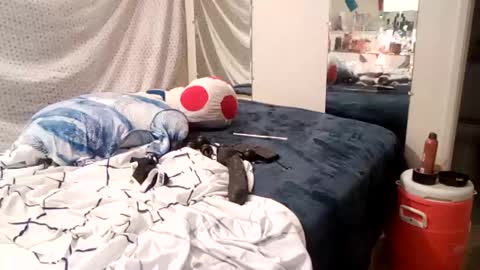 Snapshot of genderpalooza chatting on January 2025 09:00:02 AM Lenzy LaCanada online show from January 2025 09:00:02 AM