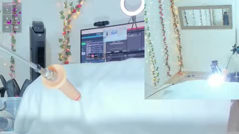 Genesis online show from November 2025 09:09:01 AM