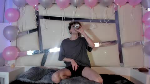 Snapshot of genesis_ask chatting on October 2025 10:33:02 PM Genesis online show from October 2025 10:33:02 PM