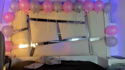 Snapshot of genesis_ask chatting on November 2025 03:05:01 AM Genesis online show from November 2025 03:05:01 AM